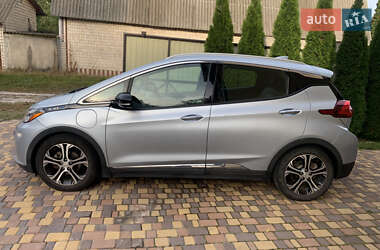 Хетчбек Chevrolet Bolt EV 2017 в 
