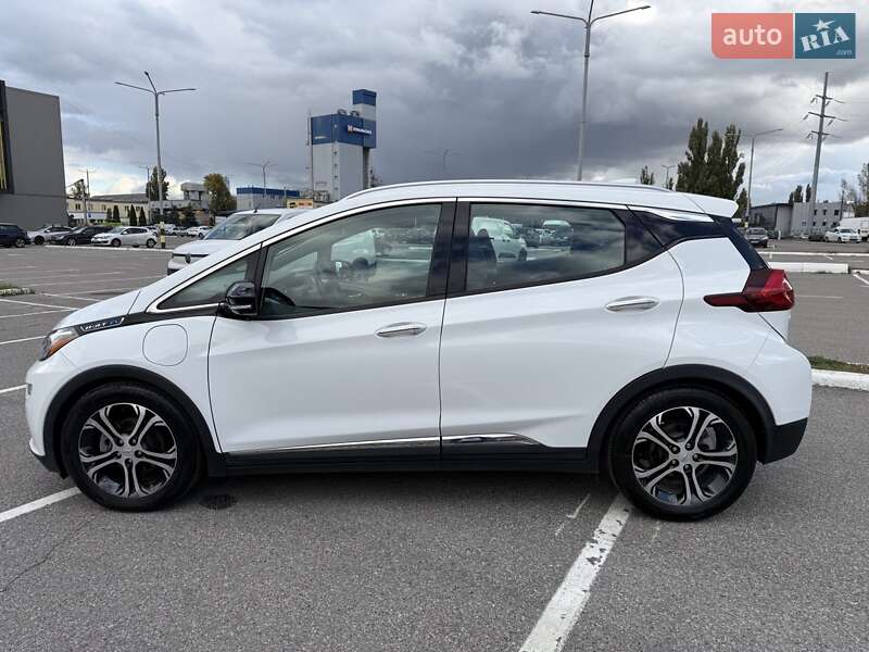 Хетчбек Chevrolet Bolt EV 2017 в Києві