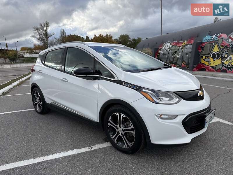 Хетчбек Chevrolet Bolt EV 2017 в Києві