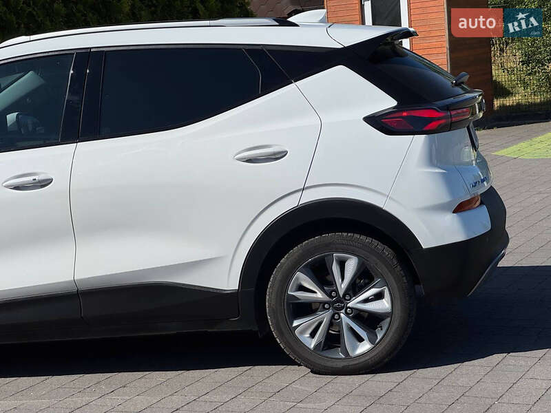 Хэтчбек Chevrolet Bolt EV 2022 в Стрые