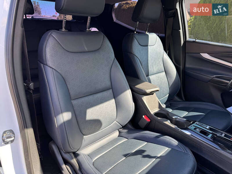 Хэтчбек Chevrolet Bolt EV 2022 в Стрые