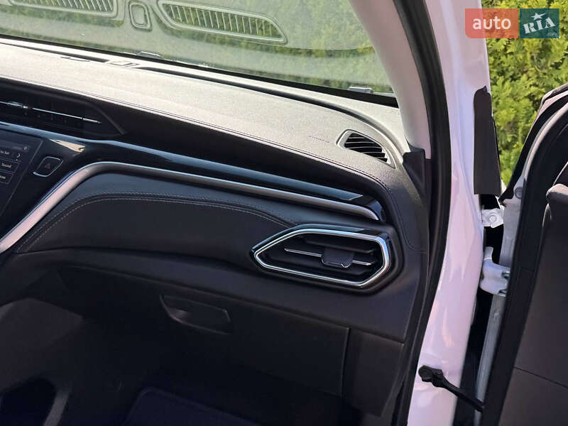Хэтчбек Chevrolet Bolt EV 2022 в Стрые