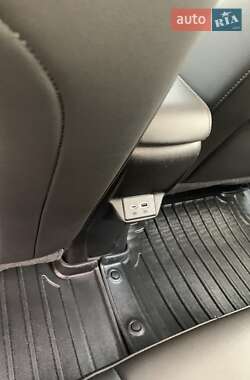 Хэтчбек Chevrolet Bolt EV 2023 в 