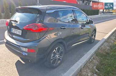 Хетчбек Chevrolet Bolt EV 2017 в 