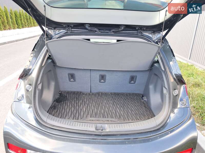 Хэтчбек Chevrolet Bolt EV 2017 в Львове фото 17 Хэтчбек Chevrolet Bolt EV 2017 в Львове
