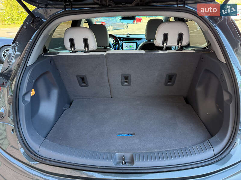 Хэтчбек Chevrolet Bolt EV 2020 в Киеве фото 13 Хэтчбек Chevrolet Bolt EV 2020 в Киеве