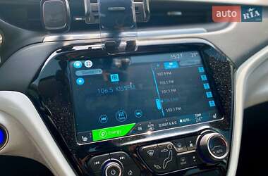 Хетчбек Chevrolet Bolt EV 2017 в 