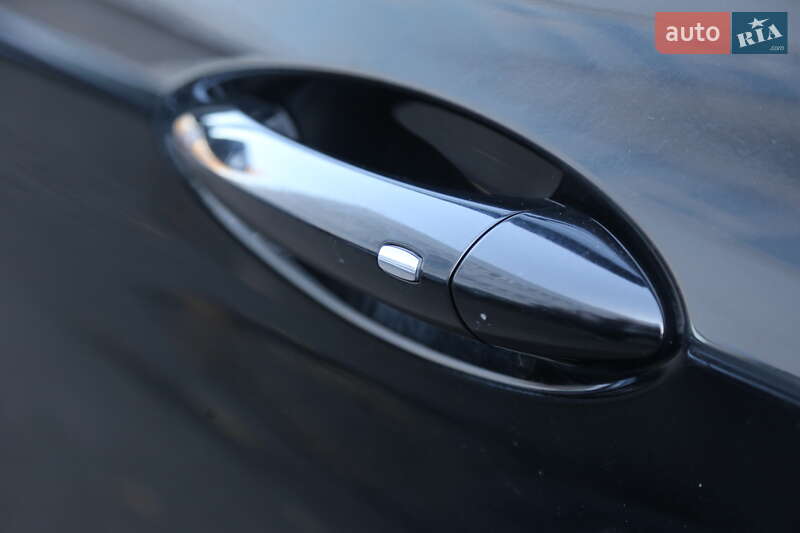 Хэтчбек Chevrolet Bolt EV 2018 в Киеве