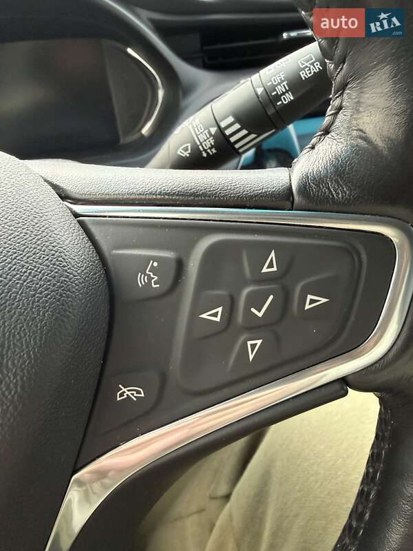 Хэтчбек Chevrolet Bolt EV 2019 в Львове