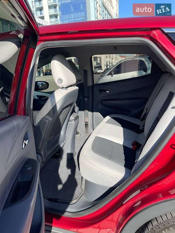 Хэтчбек Chevrolet Bolt EV 2021 в Львове фото 19 Хэтчбек Chevrolet Bolt EV 2021 в Львове