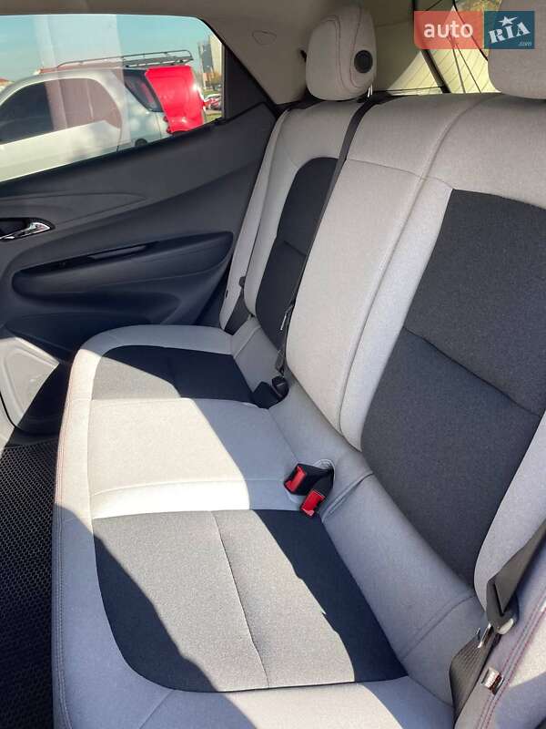 Хэтчбек Chevrolet Bolt EV 2021 в Львове фото 21 Хэтчбек Chevrolet Bolt EV 2021 в Львове