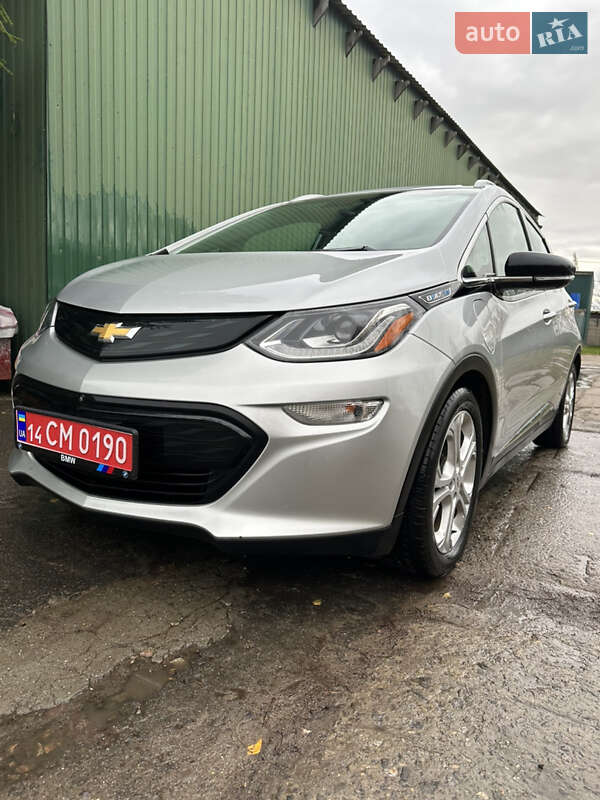 Хэтчбек Chevrolet Bolt EV 2018 в Киеве фото Хэтчбек Chevrolet Bolt EV 2018 в Киеве