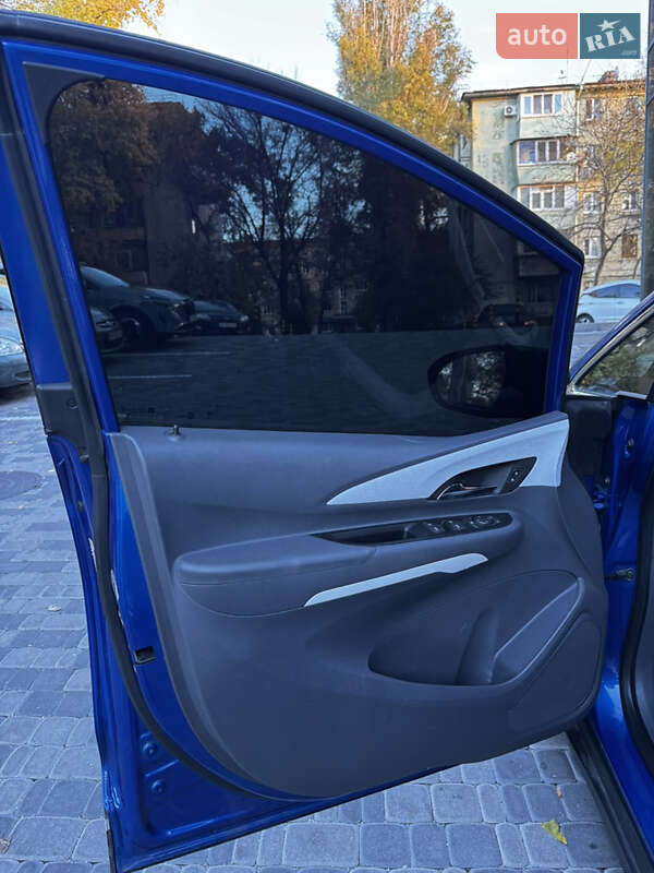 Хэтчбек Chevrolet Bolt EV 2018 в Запорожье фото 8 Хэтчбек Chevrolet Bolt EV 2018 в Запорожье