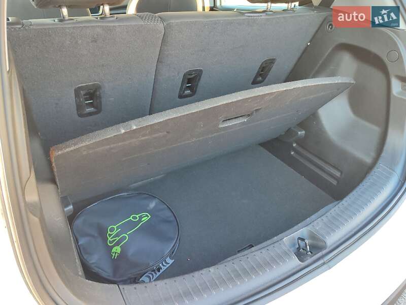 Хэтчбек Chevrolet Bolt EV 2023 в Ровно фото 25 Хэтчбек Chevrolet Bolt EV 2023 в Ровно