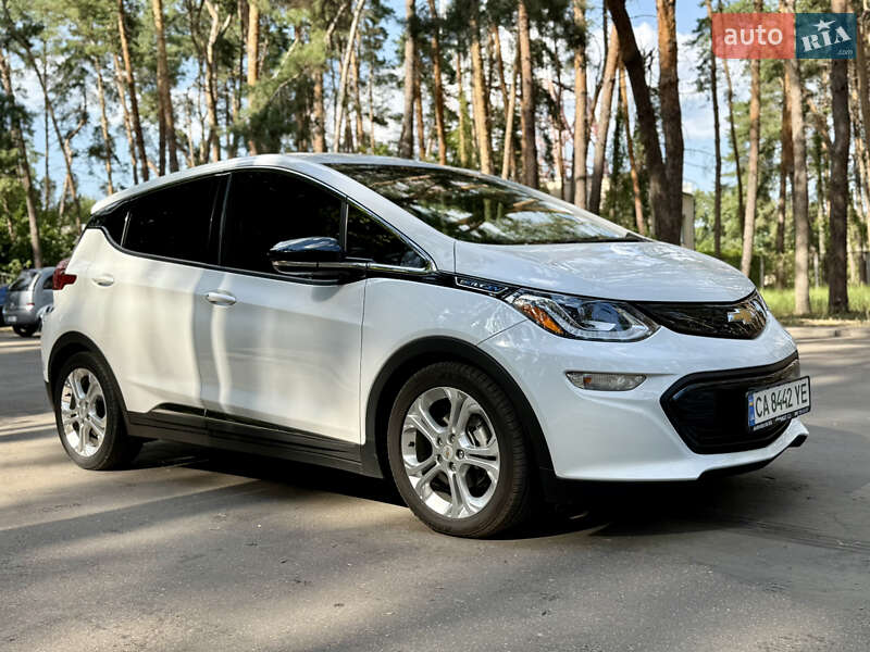 Хэтчбек Chevrolet Bolt EV 2021 в Черкассах фото 6 Хэтчбек Chevrolet Bolt EV 2021 в Черкассах