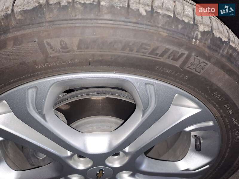 Хэтчбек Chevrolet Bolt EV 2020 в Решетиловке фото 15 Хэтчбек Chevrolet Bolt EV 2020 в Решетиловке