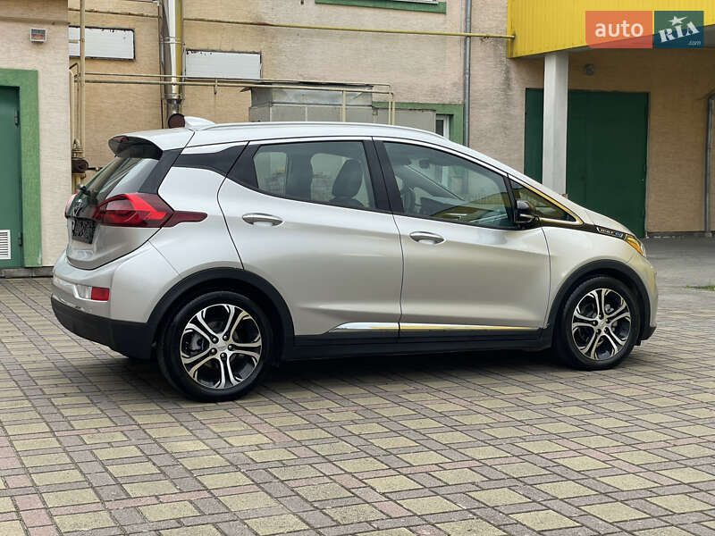 Хетчбек Chevrolet Bolt EV 2020 в Стрию