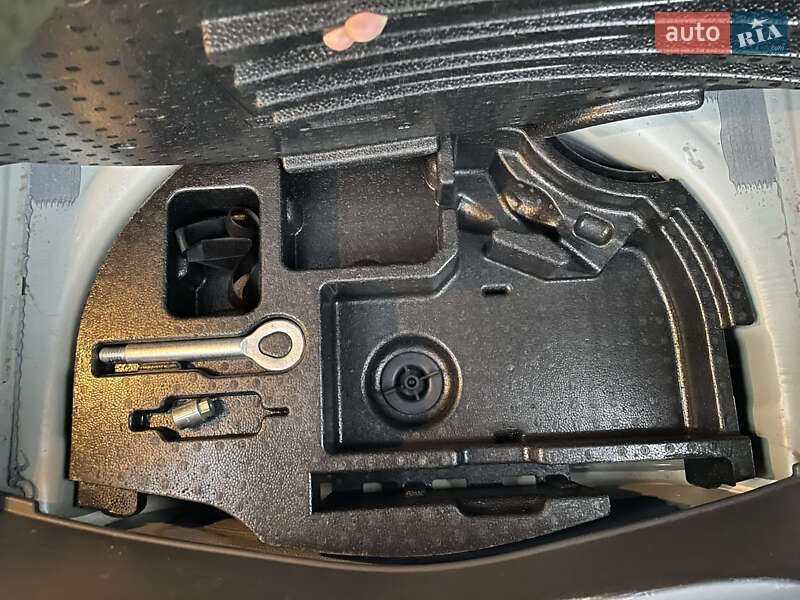 Хэтчбек Chevrolet Bolt EV 2021 в Львове фото 32 Хэтчбек Chevrolet Bolt EV 2021 в Львове