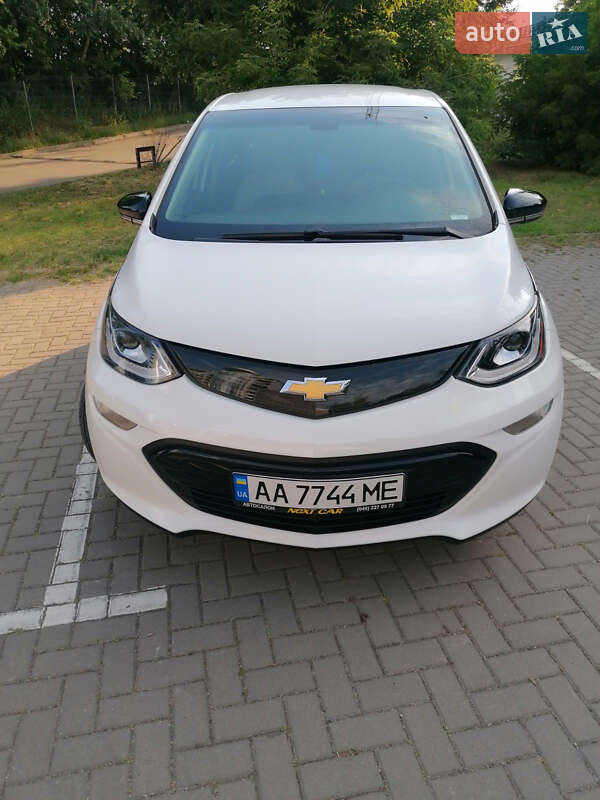 Хетчбек Chevrolet Bolt EV 2020 в Києві