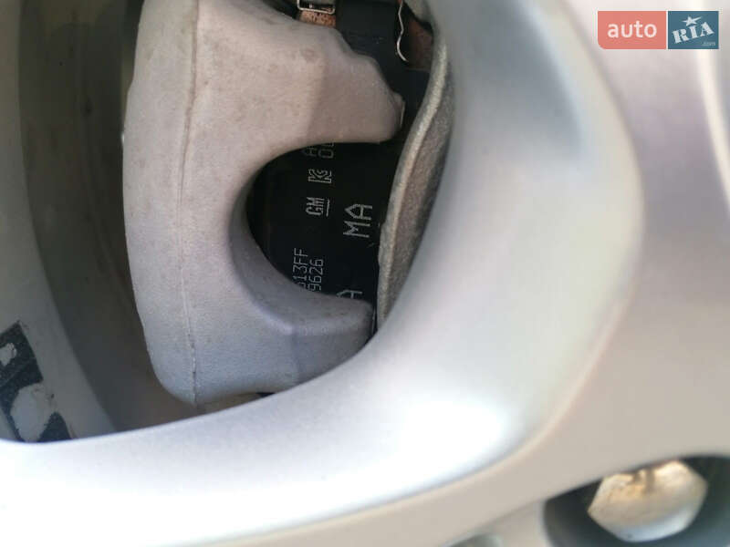 Хетчбек Chevrolet Bolt EV 2020 в Києві