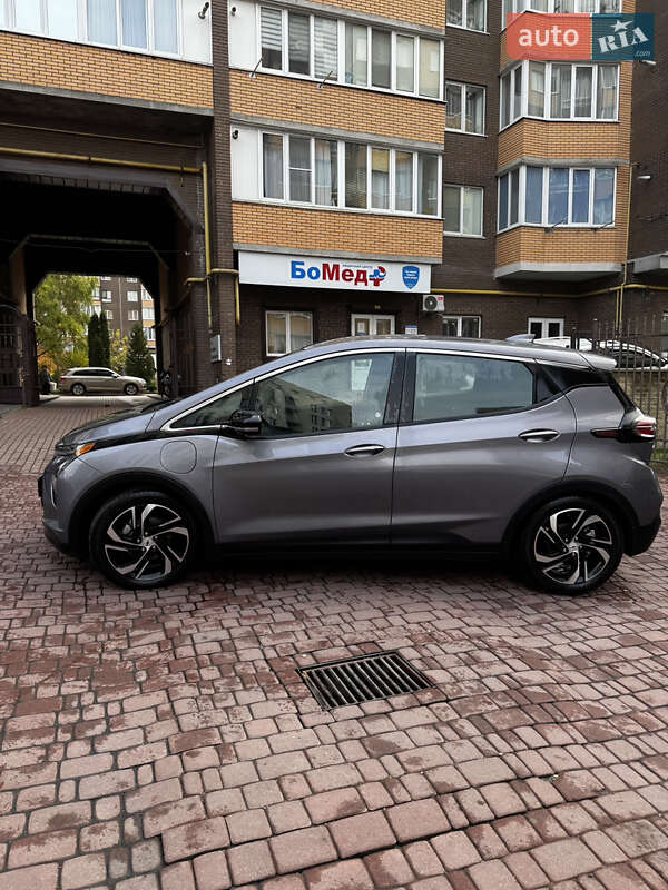 Хетчбек Chevrolet Bolt EV 2023 в Хмельницькому фото 3 Хетчбек Chevrolet Bolt EV 2023 в Хмельницькому