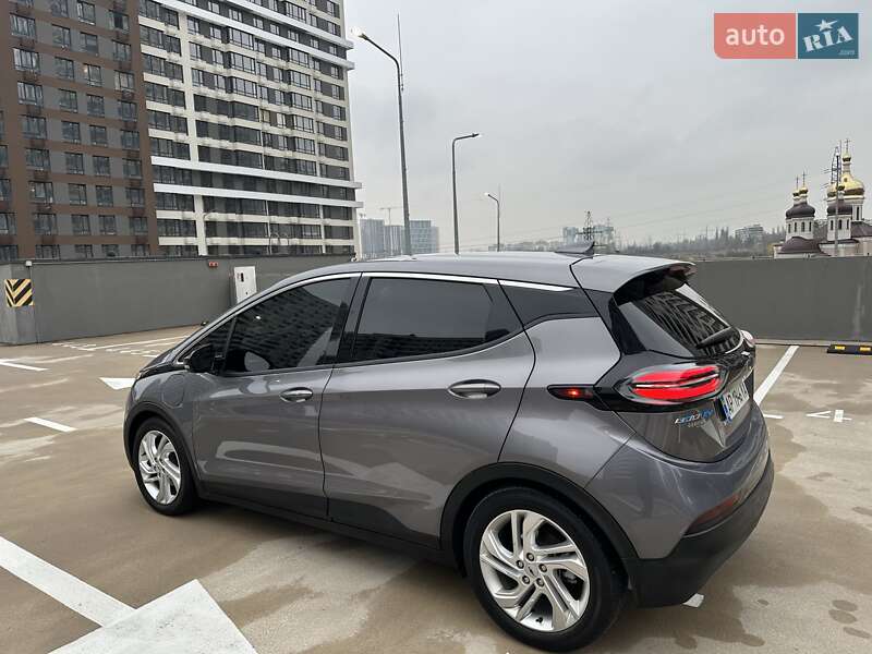 Хэтчбек Chevrolet Bolt EV 2022 в Киеве фото 16 Хэтчбек Chevrolet Bolt EV 2022 в Киеве