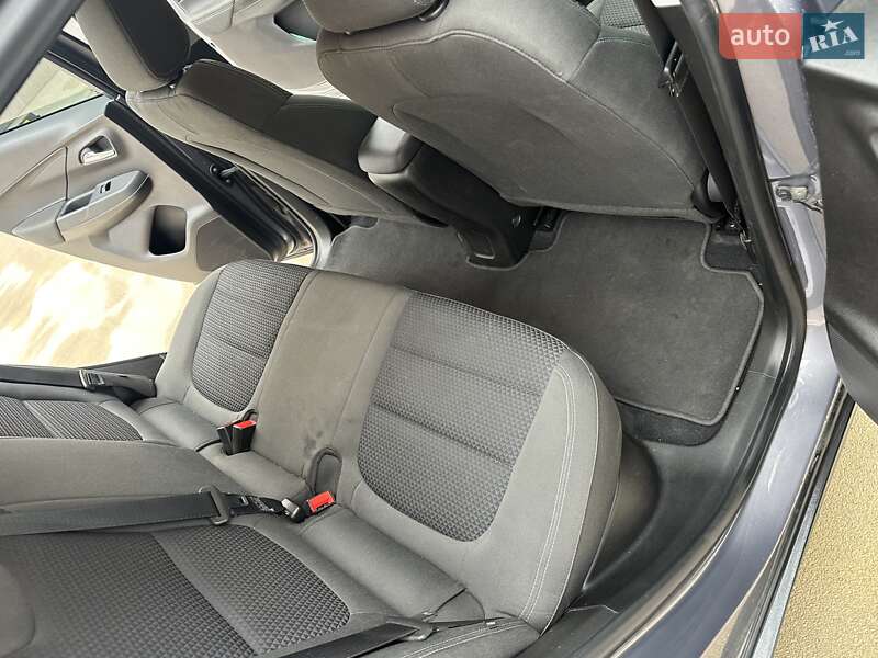 Хэтчбек Chevrolet Bolt EV 2022 в Киеве фото 25 Хэтчбек Chevrolet Bolt EV 2022 в Киеве