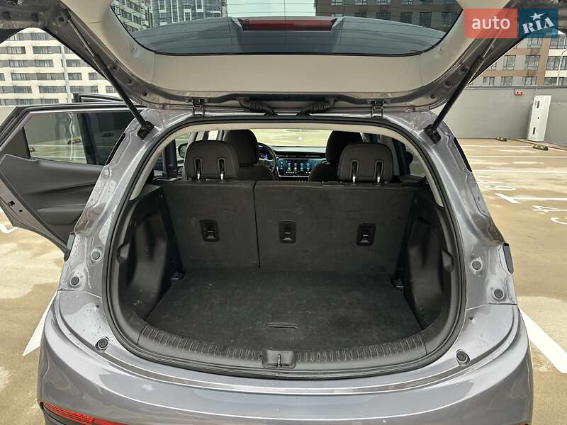 Хэтчбек Chevrolet Bolt EV 2022 в Киеве фото 27 Хэтчбек Chevrolet Bolt EV 2022 в Киеве