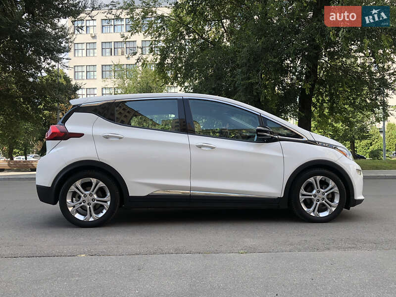 Хетчбек Chevrolet Bolt EV 2017 в Харкові