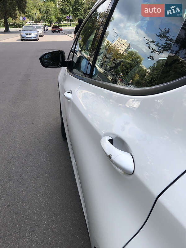 Хетчбек Chevrolet Bolt EV 2017 в Харкові