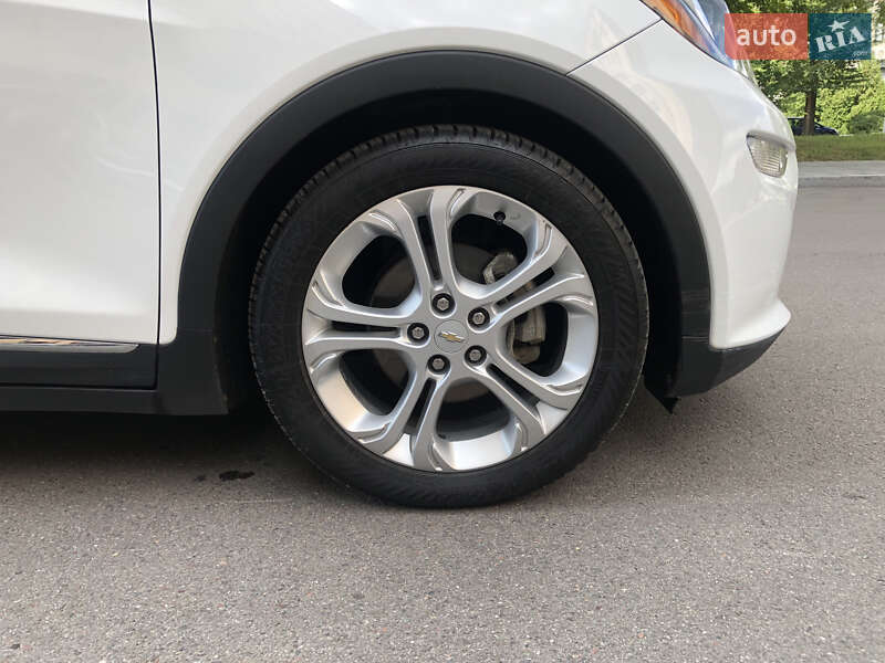 Хетчбек Chevrolet Bolt EV 2017 в Харкові