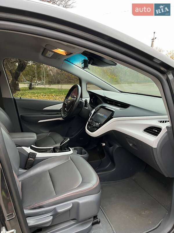 Хэтчбек Chevrolet Bolt EV 2017 в Херсоне