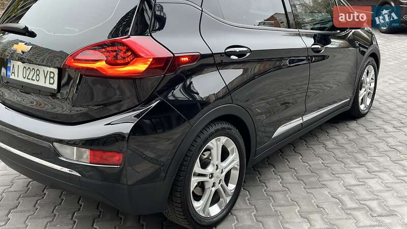 Хетчбек Chevrolet Bolt EV 2018 в Вишневому