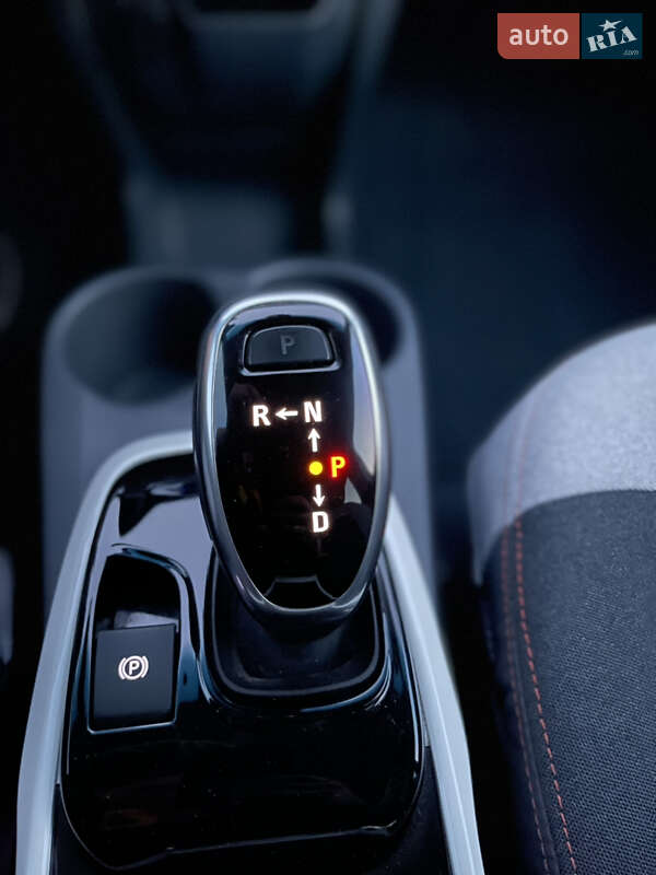 Хетчбек Chevrolet Bolt EV 2020 в Радивиліві