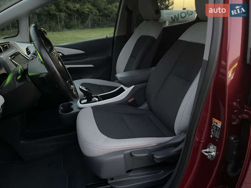 Хетчбек Chevrolet Bolt EV 2020 в Радивиліві