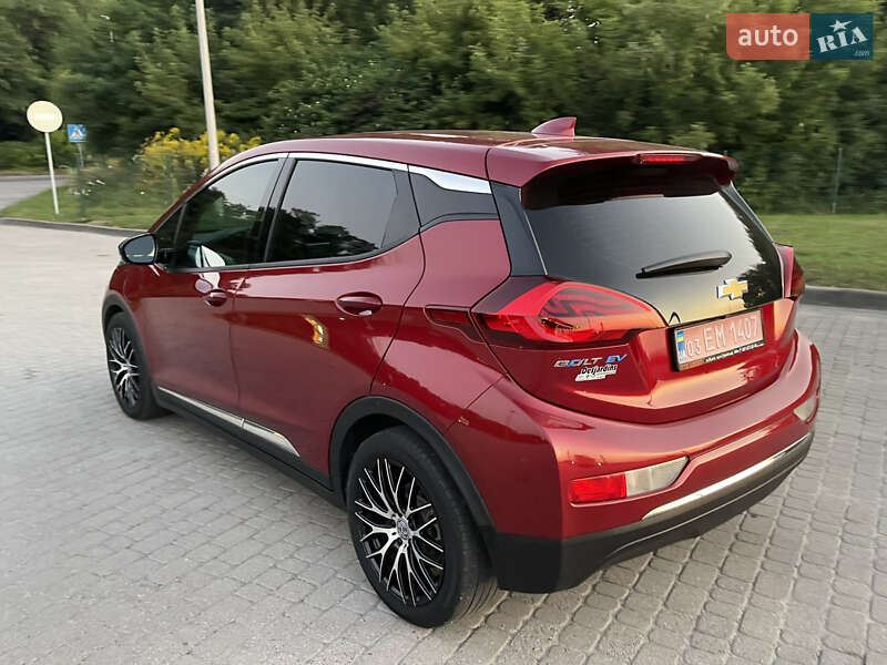 Хетчбек Chevrolet Bolt EV 2020 в Радивиліві