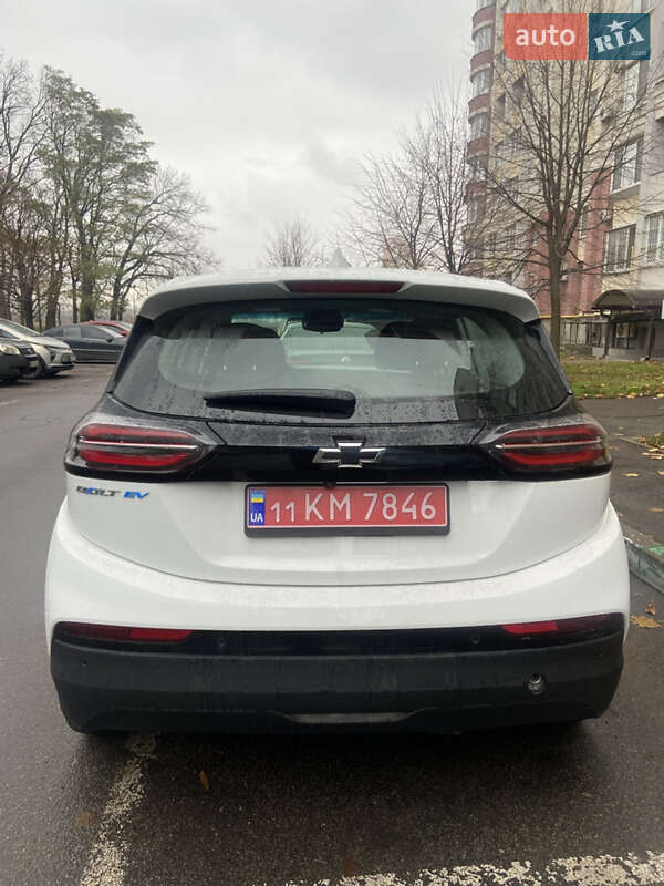 Хетчбек Chevrolet Bolt EV 2023 в Києві фото 15 Хетчбек Chevrolet Bolt EV 2023 в Києві