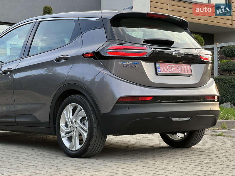 Хэтчбек Chevrolet Bolt EV 2023 в Стрые
