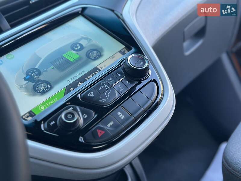 Хэтчбек Chevrolet Bolt EV 2017 в Трускавце