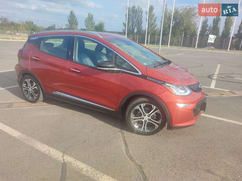 Хэтчбек Chevrolet Bolt EV 2020 в Кривом Роге