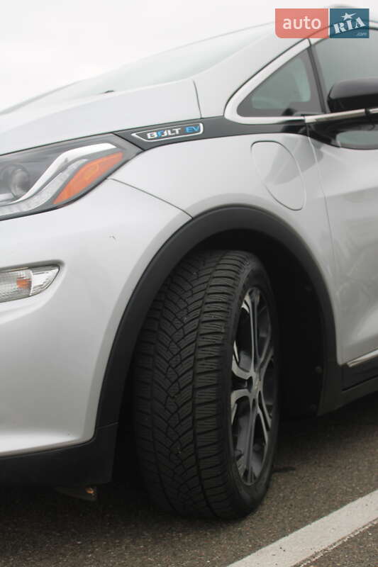 Хетчбек Chevrolet Bolt EV 2017 в Києві