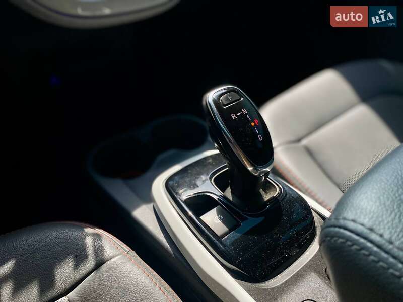 Хетчбек Chevrolet Bolt EV 2017 в Києві