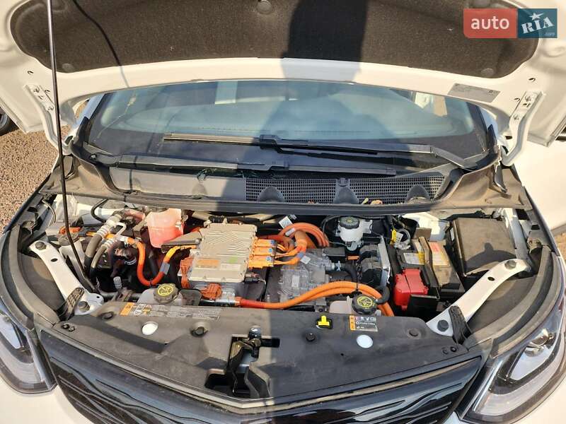 Хетчбек Chevrolet Bolt EV 2020 в Кропивницькому