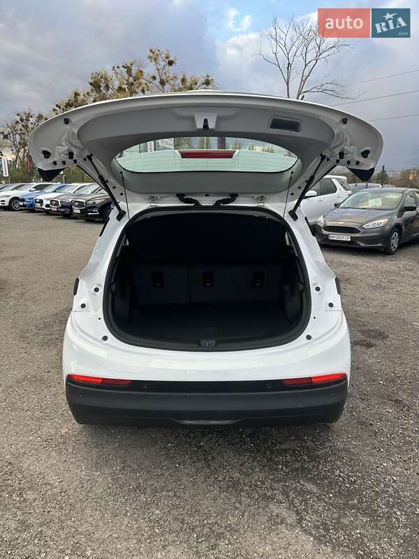Хэтчбек Chevrolet Bolt EV 2022 в Белогородке фото 15 Хэтчбек Chevrolet Bolt EV 2022 в Белогородке