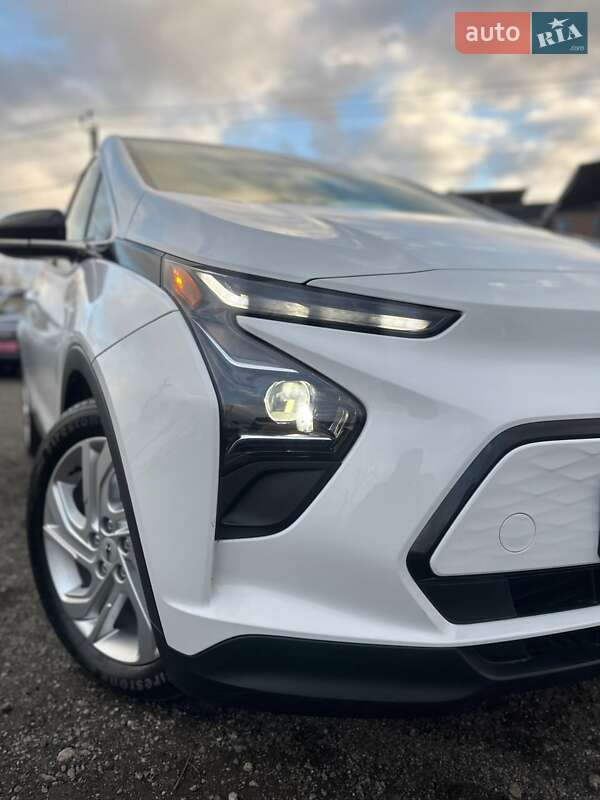 Хэтчбек Chevrolet Bolt EV 2022 в Белогородке фото 3 Хэтчбек Chevrolet Bolt EV 2022 в Белогородке
