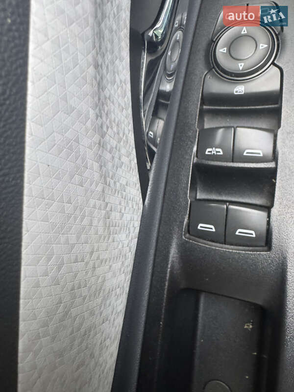 Хетчбек Chevrolet Bolt EV 2017 в Дніпрі