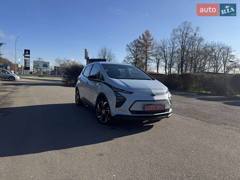 Хэтчбек Chevrolet Bolt EV 2023 в Тернополе