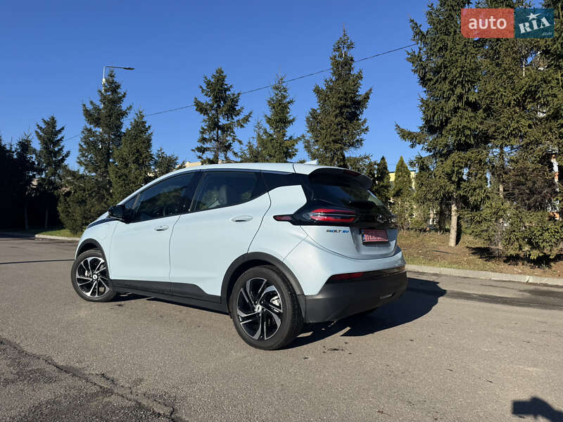 Хэтчбек Chevrolet Bolt EV 2023 в Тернополе