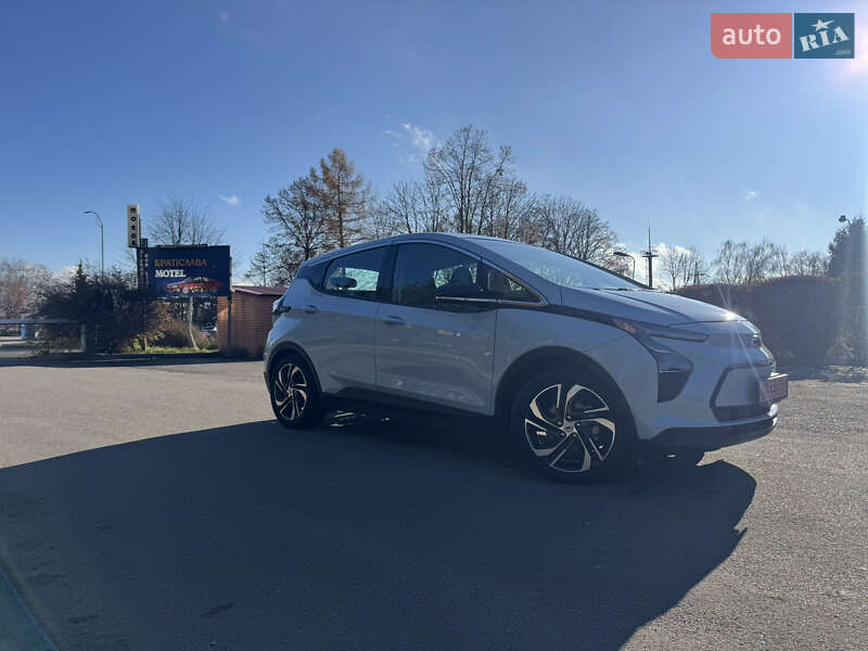 Хэтчбек Chevrolet Bolt EV 2023 в Тернополе