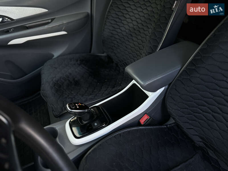 Хэтчбек Chevrolet Bolt EV 2017 в Виннице